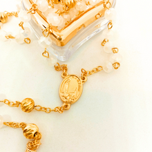 Cargar imagen en el visor de la galería, Apparitions of Fatima Rosary - Heart Box