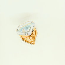 Cargar imagen en el visor de la galería, Apparitions of Fatima Rosary - Heart Box