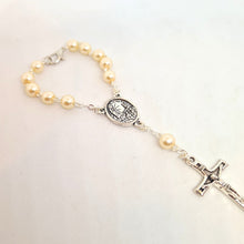 Load image into Gallery viewer, Pearl Rosary of Fatima