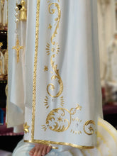 Cargar imagen en el visor de la galería, Nuestra Señora de Fátima - Pasta de Madera - 41.34 '' | 105cm