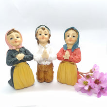 Cargar imagen en el visor de la galería, 3 Little Shepherds praying