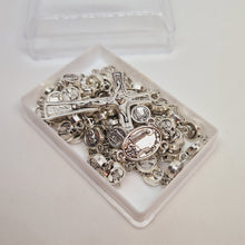 Load image into Gallery viewer, Medals of Fatima Rosary