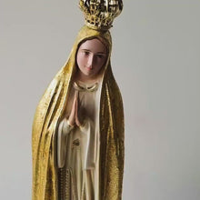 Load and play video in Gallery viewer, Our Lady of Fatima - Golden Special Edition - 11.8&#39;&#39; | 30cm
