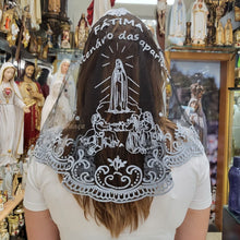 Cargar imagen en el visor de la galería, Our Lady of Fatima Veil