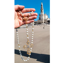 Load image into Gallery viewer, Pearl Glass Rosary