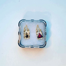 Load image into Gallery viewer, Scapular - Our Lady of Mount Carmel and Sacred Heart of Jesus