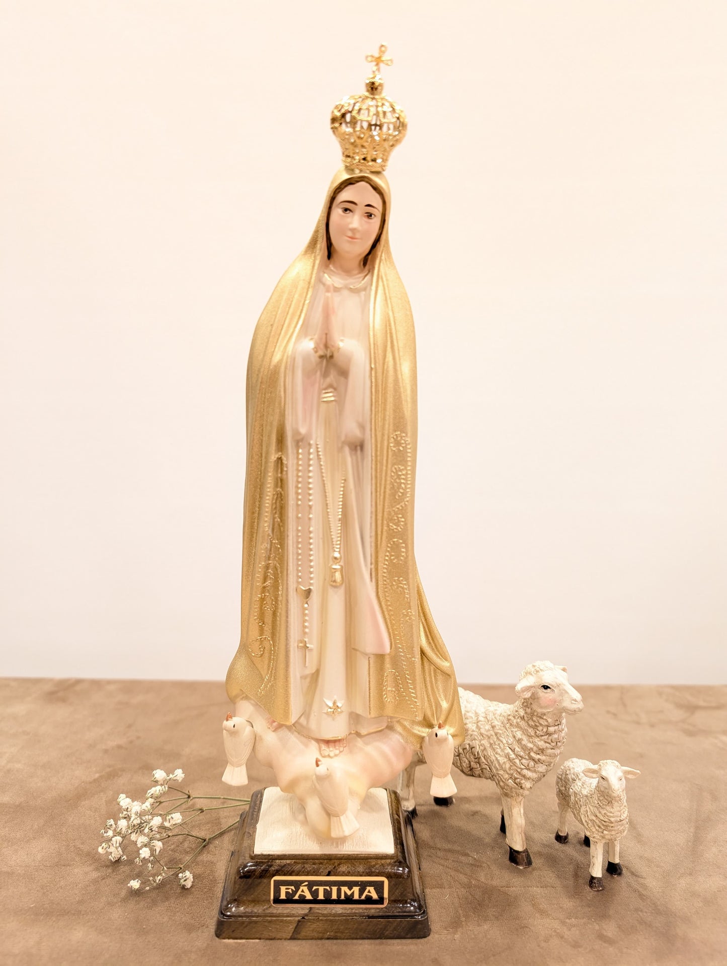 Nuestra Señora de Fátima - Edición especial dorada - 11.8'' | 30 cm