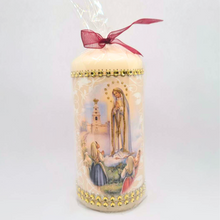 Load image into Gallery viewer, Apparitions of Our Lady Of Fatima Candle 5.5&#39;&#39;| 14 cm
