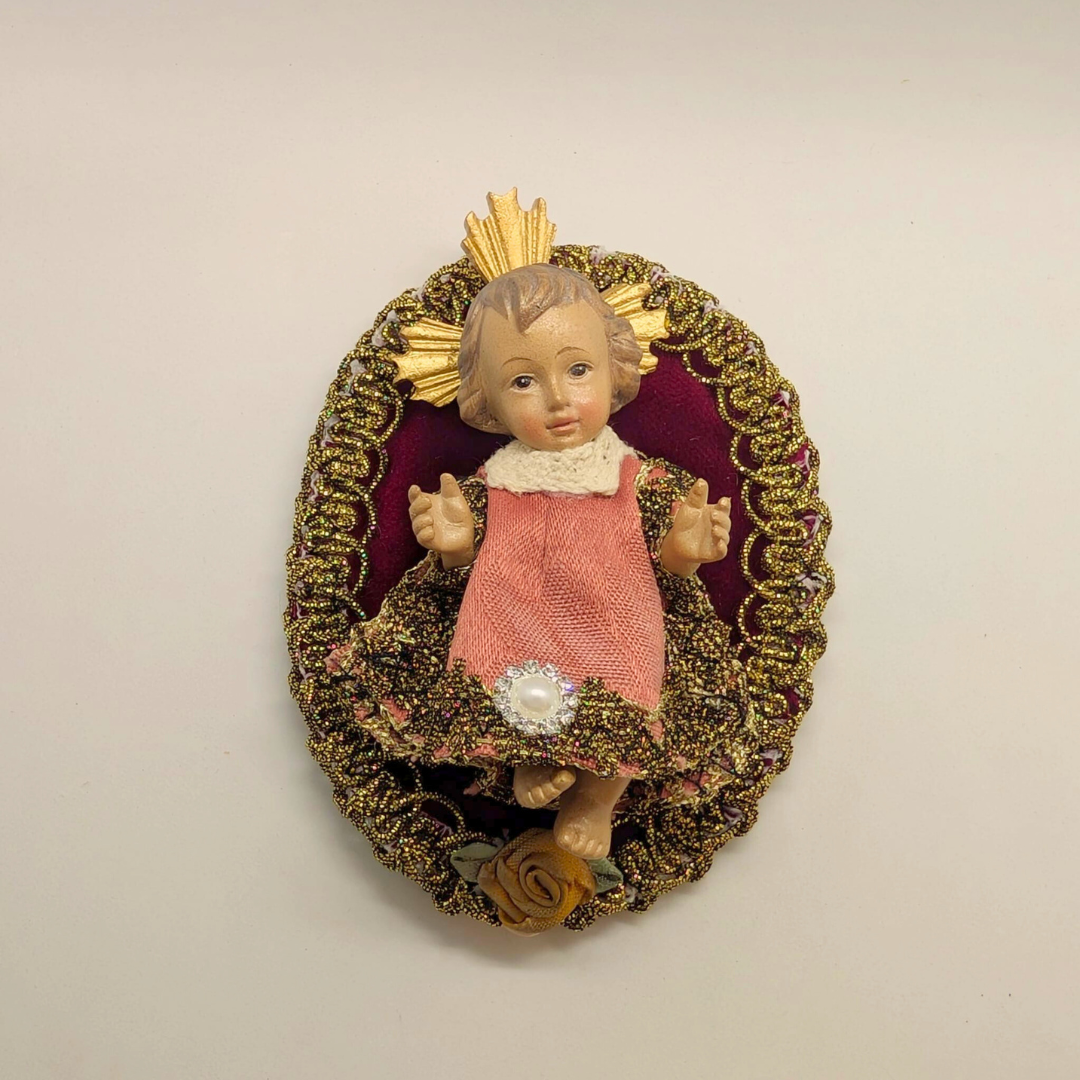 Dressed Baby Jesus with Pillow [Premium] - 3.94'' | 10cm