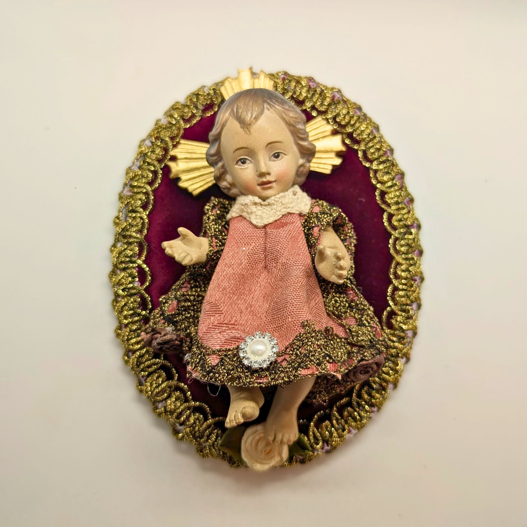 Dressed Baby Jesus with Pillow [Premium] - 4.72'' | 12cm