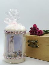 Load image into Gallery viewer, Apparitions of Our Lady Of Fatima Candle 2.8&#39;&#39; | 7 cm
