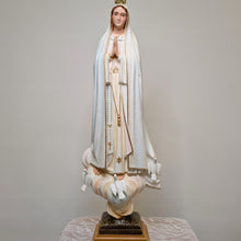 Cargar imagen en el visor de la galería, Nuestra Señora de Fátima Oficial [Paz]
