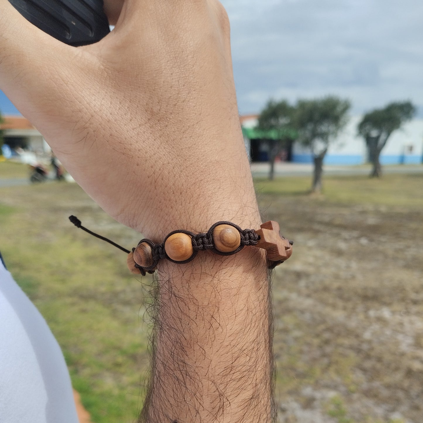 Pulsera Madera de Olivo - Docena de Cruz