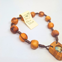 Cargar imagen en el visor de la galería, Olive Wood Decade Rosary - Apparitions of Our Lady of Fatima
