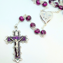 Cargar imagen en el visor de la galería, Corazón de Nuestra Señora Rosario Morado

