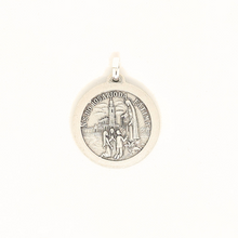Carregar imagem no visualizador da galeria, Our Lady of Fatima - Alpaca Medal
