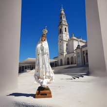 Cargar imagen en el visor de la galería, Our Lady of Fatima - Crystal Eyes [Several Sizes]
