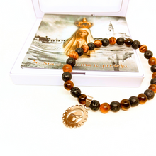 Cargar imagen en el visor de la galería, Our Lady of Fatima Bracelet [Natural Stone]
