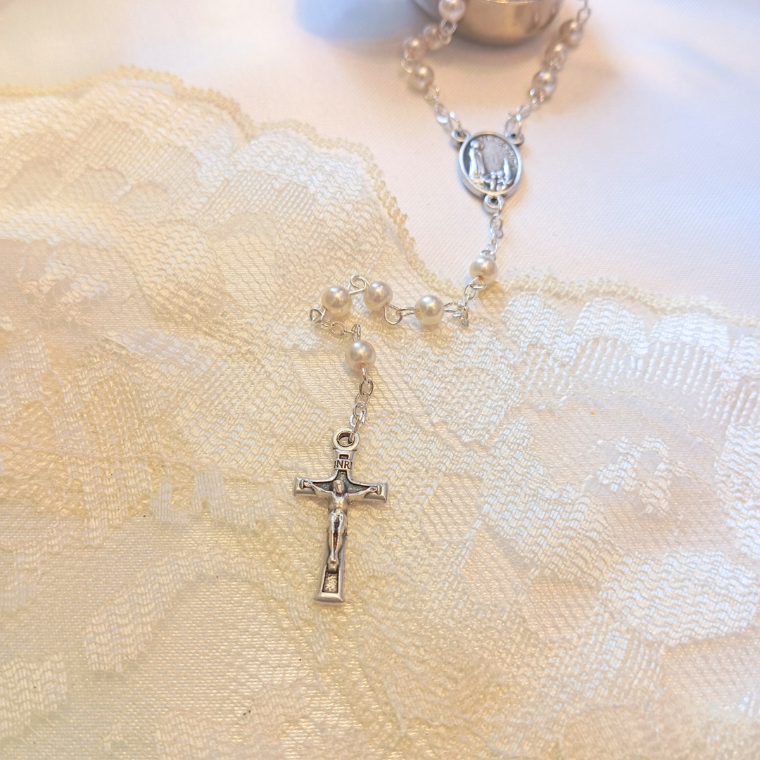 Our Lady of Fatima Pocket Rosary with Colored Metal Box