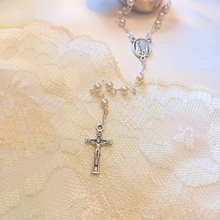 Load image into Gallery viewer, Our Lady of Fatima Pocket Rosary with Colored Metal Box
