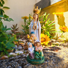 Carregar imagem no visualizador da galeria, Rustic Our Lady of Fatima Apparitions Statue [5.1&#39;&#39; | 13cm]

