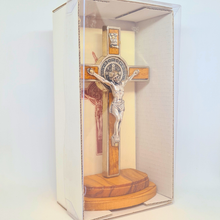 Carregar imagem no visualizador da galeria, Saint Benedict Standing Crucifix [5.3&#39;&#39; | 13,5cm]
