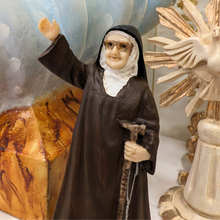 Cargar imagen en el visor de la galería, Sister Lucia [6.3&#39;&#39;|16cm]
