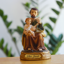 Load image into Gallery viewer, Sitting Saint Joseph [Several Sizes]
