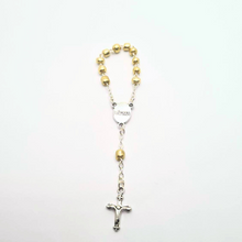 Cargar imagen en el visor de la galería, Statue - Golden Decade Rosary
