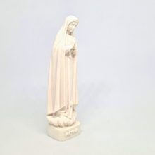 Carregar imagem no visualizador da galeria, White Statue of Our Lady of Fatima [3.5&#39;&#39; | 9cm]

