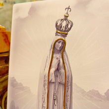 Load image into Gallery viewer, Wood Plaque Our Lady of Fatima [Traditional]
