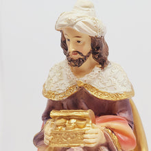 Cargar imagen en el visor de la galería, Melchior - Loja Esperanca Exclusive Nativity Scene
