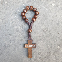 Cargar imagen en el visor de la galería, Mini Decade Rosary - Woodwork

