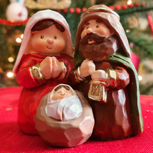 Load image into Gallery viewer, Detailed Colored Nativity Set | 2.17&#39;&#39; | 5.5cm

