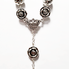 Cargar imagen en el visor de la galería, Silver Decade Rosary Roses
