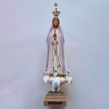 Load image into Gallery viewer, Our Lady of Fatima statue - Weather - 19.69&#39;&#39; | 50cm
